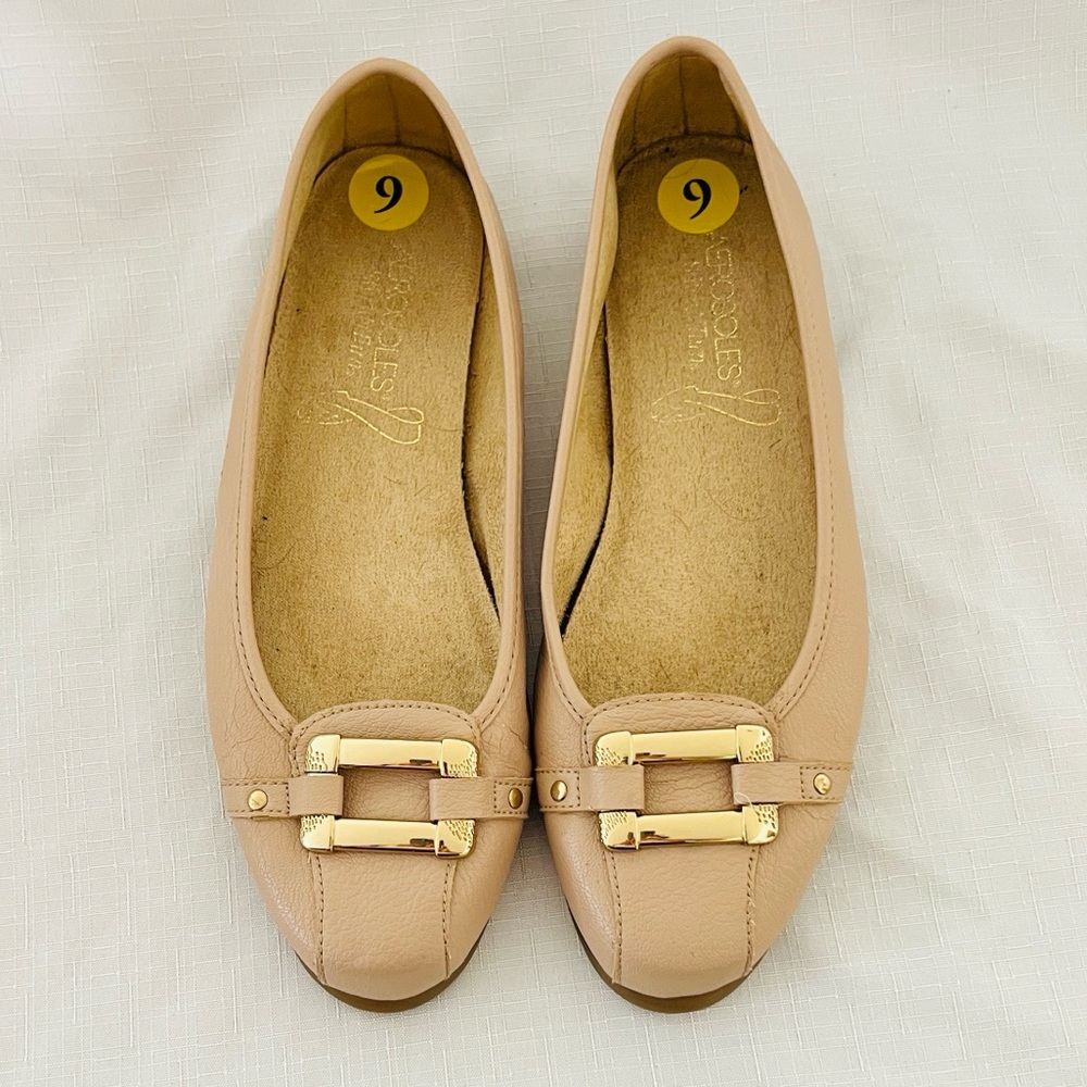 Aerosoles ~ Stitch N Turn Flats / Beige~Tan